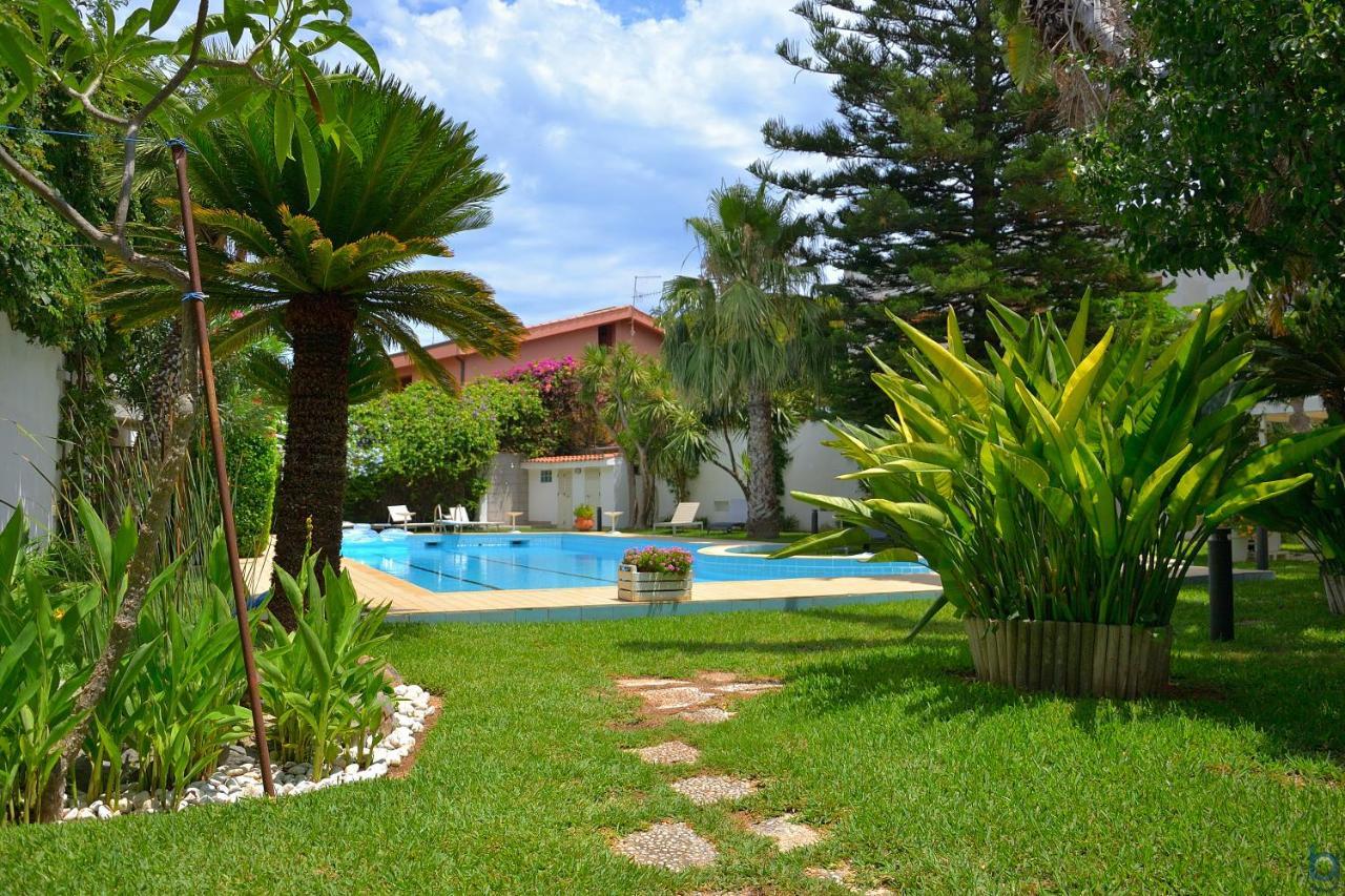 B&B Mondello Resort Экстерьер фото